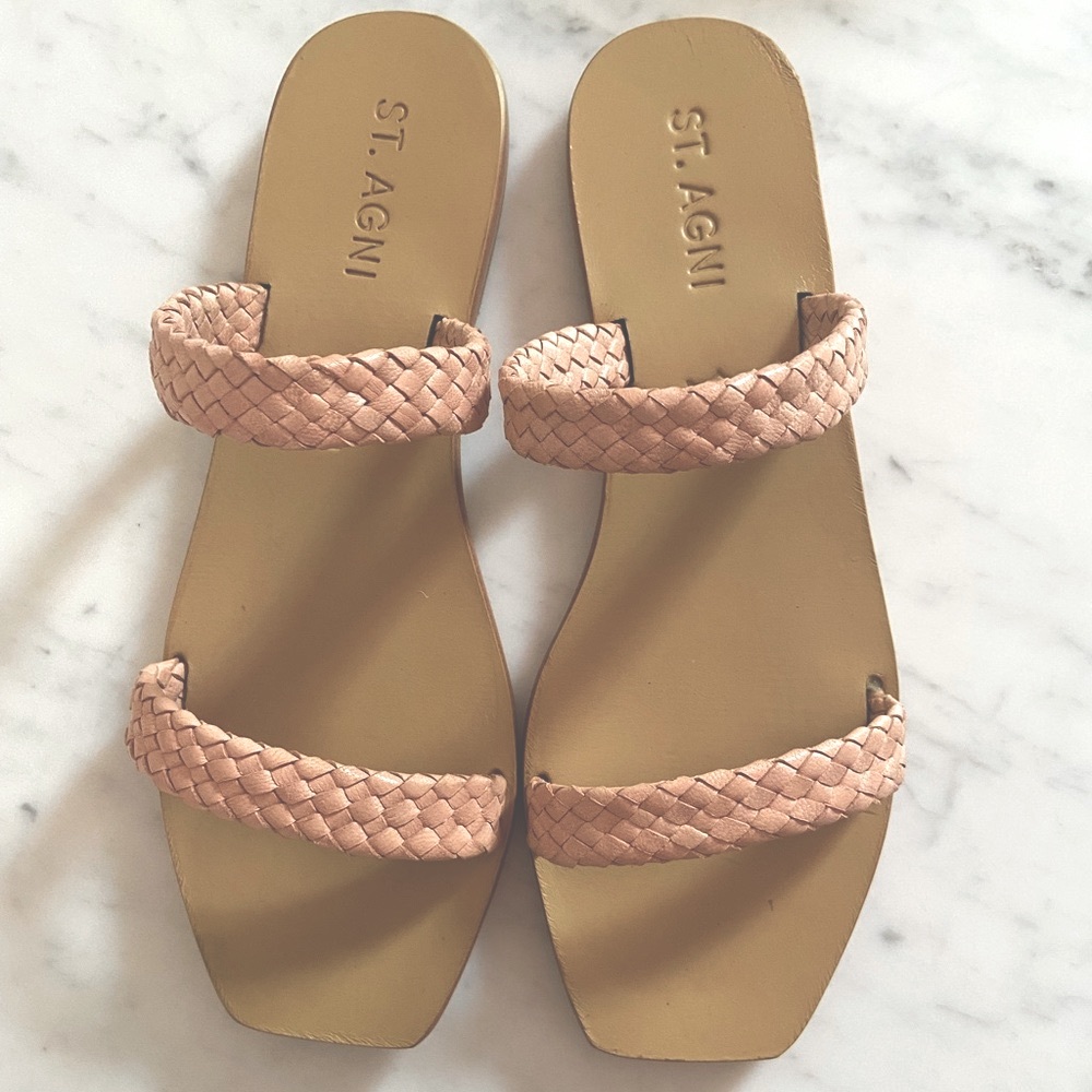 Juliette sandal- minimal & so chic. Never worn. Beautiful